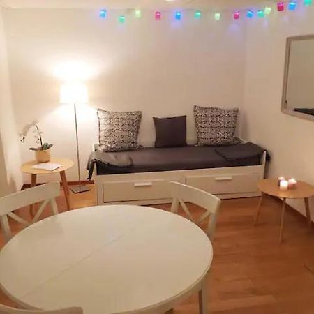 Parking Voiture & Appartement 2Pcs Lausanne Centre מראה חיצוני תמונה